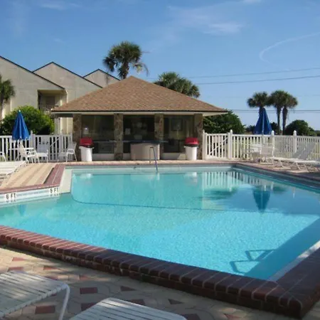 Blue Surf Townhomes 04 By Newman-Dailey